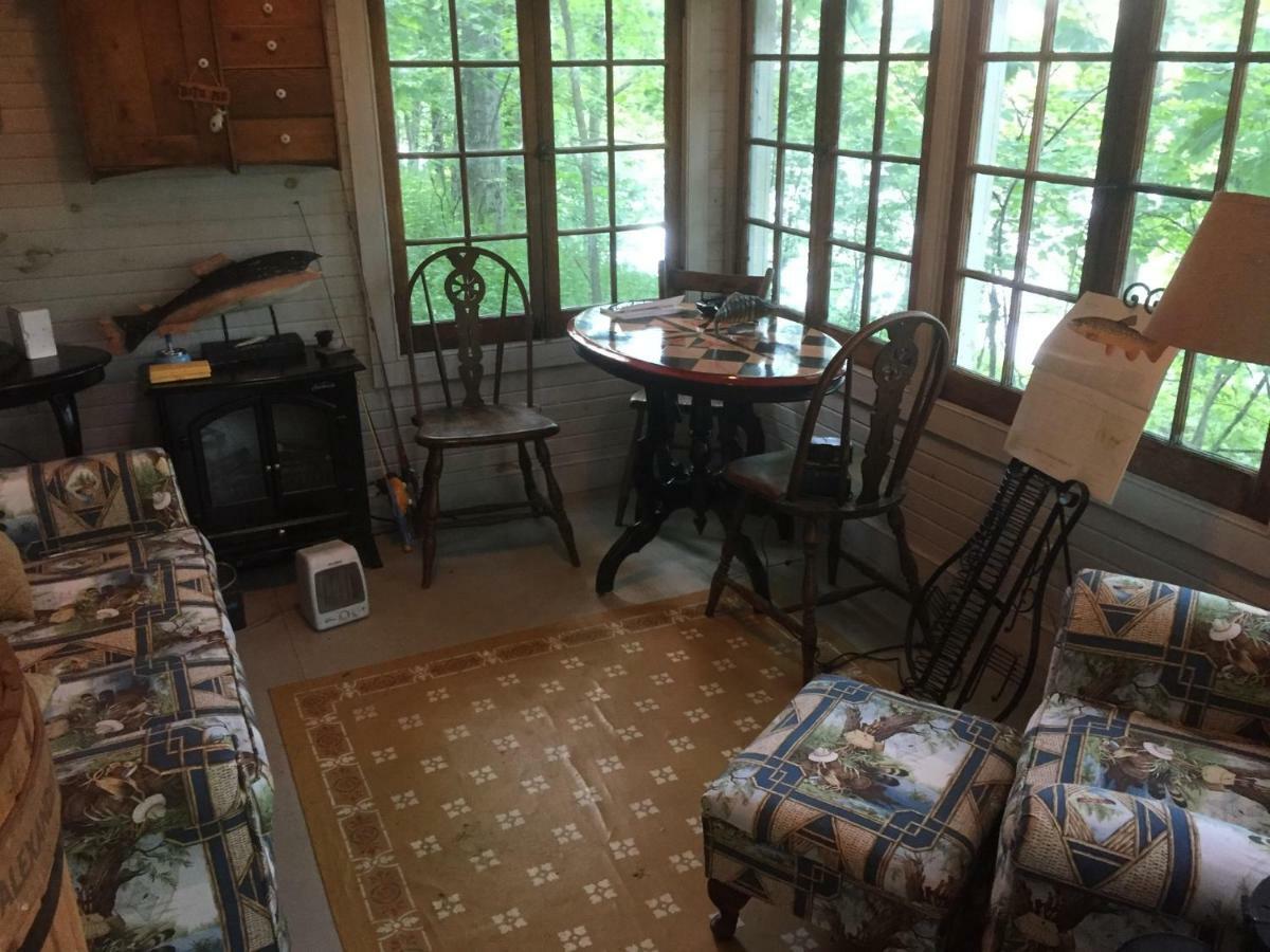 The Carriage House Flat - Downtown Paris Canada מראה חיצוני תמונה