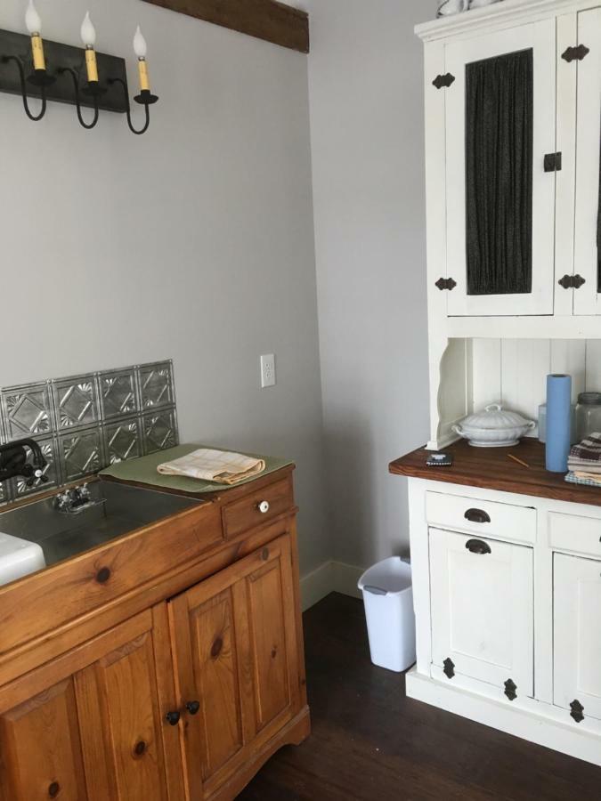 The Carriage House Flat - Downtown Paris Canada מראה חיצוני תמונה